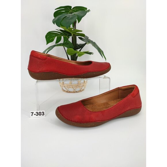 Clarks Women's Autumn Sun Round Toe Red Leather Flats Size 7M US - Picture 1 of 9